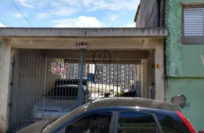 Casa térrea em terreno de 5,20 x 21,50 , 2 quartos, 2 vagas e quintal  à venda, cidade continental,