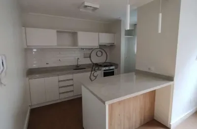 Apartamento todo reformado, proximo ao metrô alto do ipiranga, com 2 dormitórios e 1 vaga coberta à