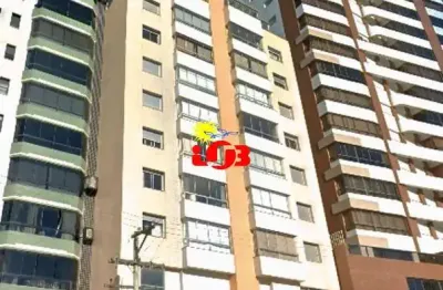 Apartamento próximo ao mar, no centro de tramandaí!