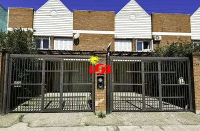 Casa com 2 quartos à venda na Zona Nova, Tramandaí 