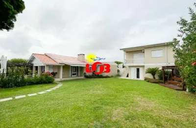 Casa sobrado à venda em imbé - próximo ao mar, com piscina e móveis planejados