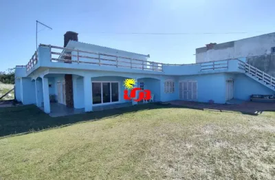 Lindo imóvel a beira mar! venha conhecer e se apaixonar!!!