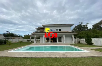 Casa de 3 suítes e barranca para o rio camarão, em tramandaí!