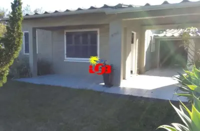 Casa em excelente localização balneário mariluz norte/imbé