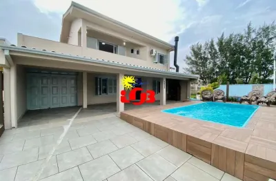 Casa com 5 quartos à venda na Zona Nova, Tramandaí 