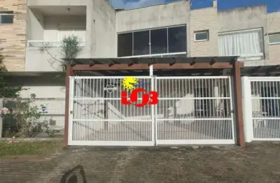 Duplex de 3 dormitórios, próximo ao mar em tramandaí - zona nova!