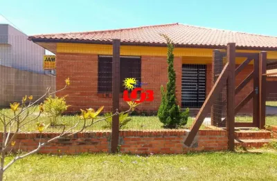 Imóvel em Imbé, Presidente: Casa com Anexo à Venda, Próximo ao Mar,
