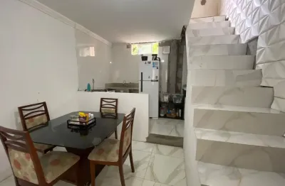 Casa com 3 quartos para alugar no Graça, Salvador 