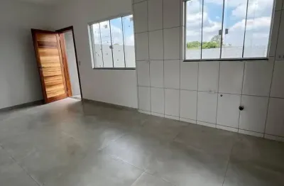 Linda casa no porto das laranjeiras dentro de condominio com apenas 3 casas