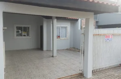 Linda casa no fazenda velha semi mobiliada no fazenda velha otima localização