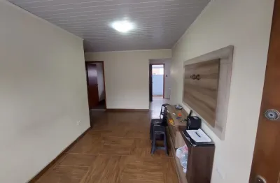Casa com 2 quartos à venda no Thomaz Coelho, Araucária 