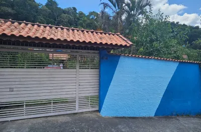 Casa com 2 quartos para alugar na Avenida Dona Lívia Vall Silva André, Luiz Fagundes, Mairiporã