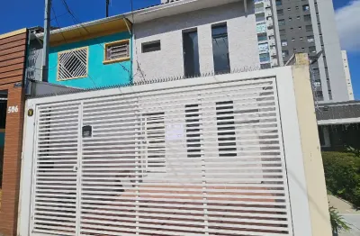 Casa com 4 quartos para alugar na Rua Catão, Vila Romana, São Paulo