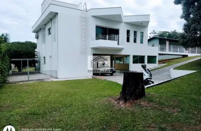 Sobrado para locação em pindamonhangaba, socorro, 3 suítes, 2 banheiros, 4 vagas