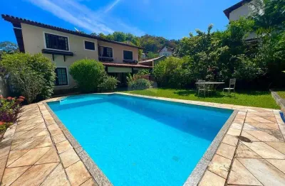 Conforto e natureza no condomínio belo vale – casa com jardim de inverno e piscina!