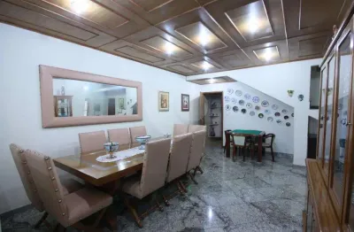 Casa com 4 quartos à venda na Rua Vespasiano, Vila Romana, São Paulo