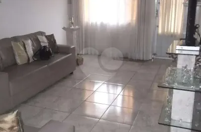 Casa com 3 quartos à venda na Rua Desembargador Júlio Guimarães, 65, Saúde, São Paulo