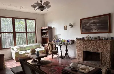 Casa com 5 quartos à venda na Rua Poconé, Sumaré, São Paulo