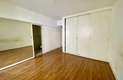 Apartamento com 3 quartos à venda na Rua Abílio Soares, 356, Paraíso, São Paulo