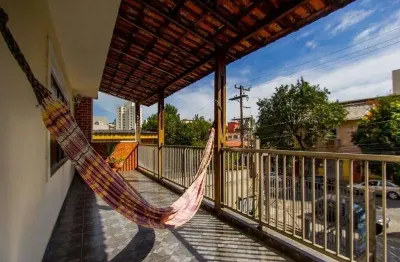 Casa com 4 quartos à venda na Rua Luís Martins, Alto da Lapa, São Paulo