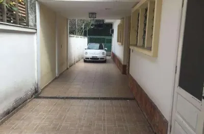 Casa com 3 quartos à venda na Elias Cutait, Cidade Jardim, São Paulo