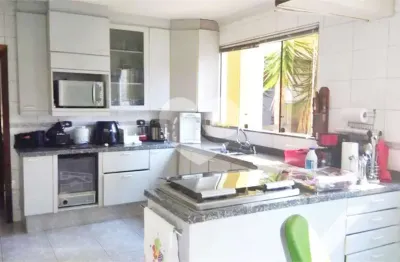 Casa com 3 quartos à venda na Rua Professora Carolina Ribeiro, Vila Mariana, São Paulo