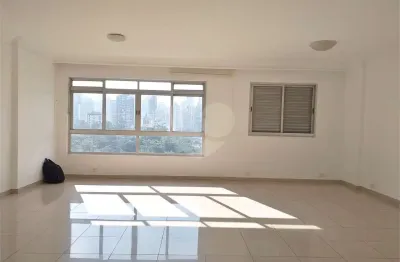 Apartamento com 3 quartos à venda em aclimação - sp