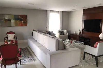 Apartamento com 3 quartos à venda na Rua dos Franceses, 174, Bela Vista, São Paulo