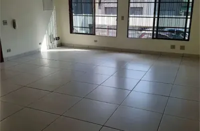 Casa com 3 quartos à venda na Rua dos Curupiás, Jabaquara, São Paulo