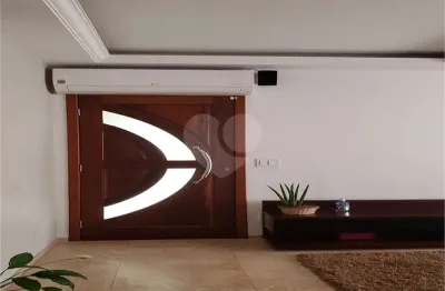 Casa com 4 quartos à venda na Rua Pero Neto, Saúde, São Paulo