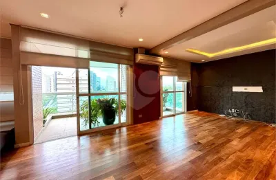 Apartamento com 3 quartos à venda na Avenida Açocê, 515, Moema, São Paulo