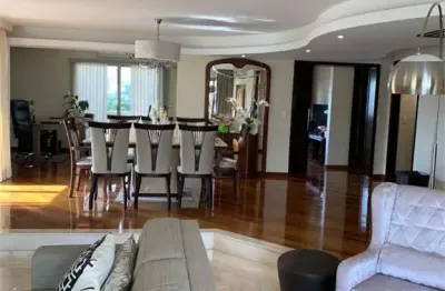 Apartamento com 4 quartos à venda na Avenida Chibarás, Moema, São Paulo