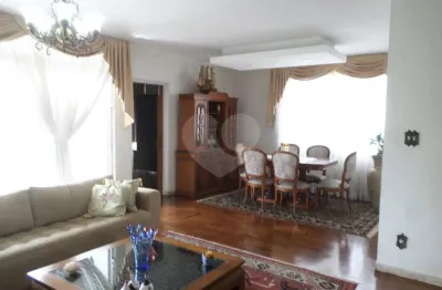 Apartamento com 3 quartos à venda na Rua Doutor Albuquerque Lins, Higienópolis, São Paulo