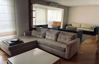 Apartamento com 3 quartos à venda na Rua Tuim, Moema, São Paulo