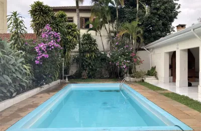 Casa com 3 quartos à venda na Rua Antônio de Macedo Soares, Campo Belo, São Paulo