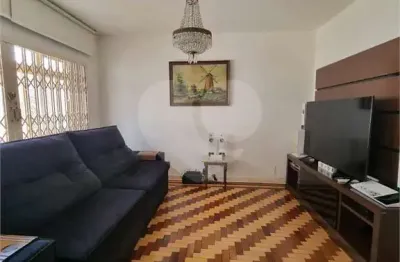 Casa com 3 quartos à venda na Avenida Nhandu, Planalto Paulista, São Paulo