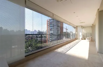 Apartamento com 4 quartos à venda na Avenida Açocê, Moema, São Paulo