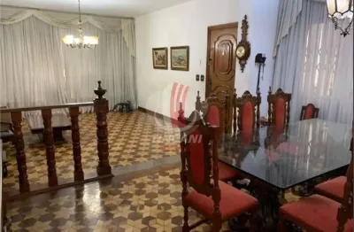 Casa com 2 quartos para alugar na Rua Itapeti, 692, Tatuapé, São Paulo