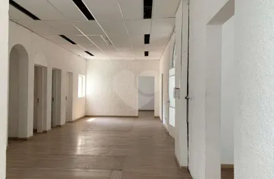 Casa à venda na Alameda Joaquim Eugênio de Lima, Bela Vista, São Paulo