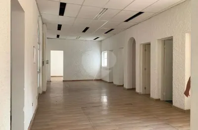 Casa à venda na Alameda Joaquim Eugênio de Lima, Bela Vista, São Paulo
