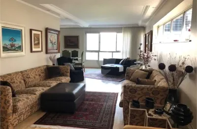 Apartamento com 3 quartos para alugar na Rua Pamplona, 502, Jardim Paulista, São Paulo