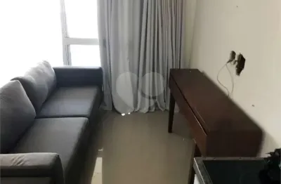 Kitnet / Stúdio à venda na Rua Paim, Bela Vista, São Paulo