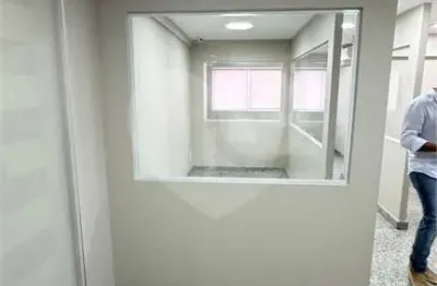 Sala comercial à venda na Rua Joaquim Manuel de Macedo, Barra Funda, São Paulo