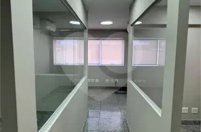 Sala comercial à venda na Rua Joaquim Manuel de Macedo, Barra Funda, São Paulo
