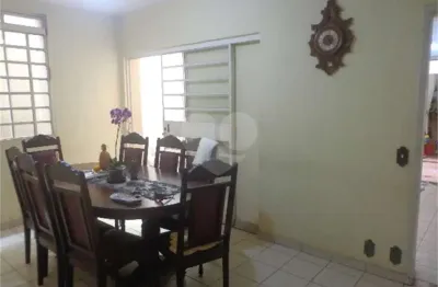 Casa com 3 quartos à venda na Rua Gaivota, Moema, São Paulo