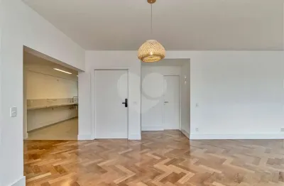 Apartamento com 3 quartos à venda na Rua Manoel da Nóbrega, Paraíso, São Paulo