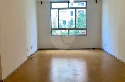 Apartamento com 3 quartos à venda na Rua Maria Figueiredo, 618, Paraíso, São Paulo