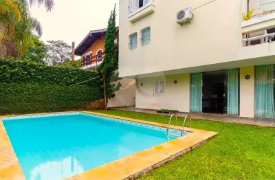 Casa com 4 quartos à venda na Rua Leningrado, Interlagos, São Paulo