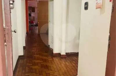 Casa com 2 quartos à venda na Saúde, São Paulo 