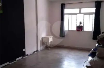 Casa comercial à venda na Rua Dom Duarte Leopoldo, 566, Cambuci, São Paulo